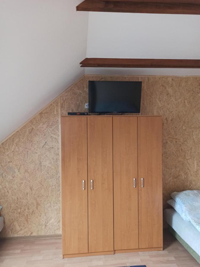 Powroznik 94 Apartment Мушина Екстериор снимка